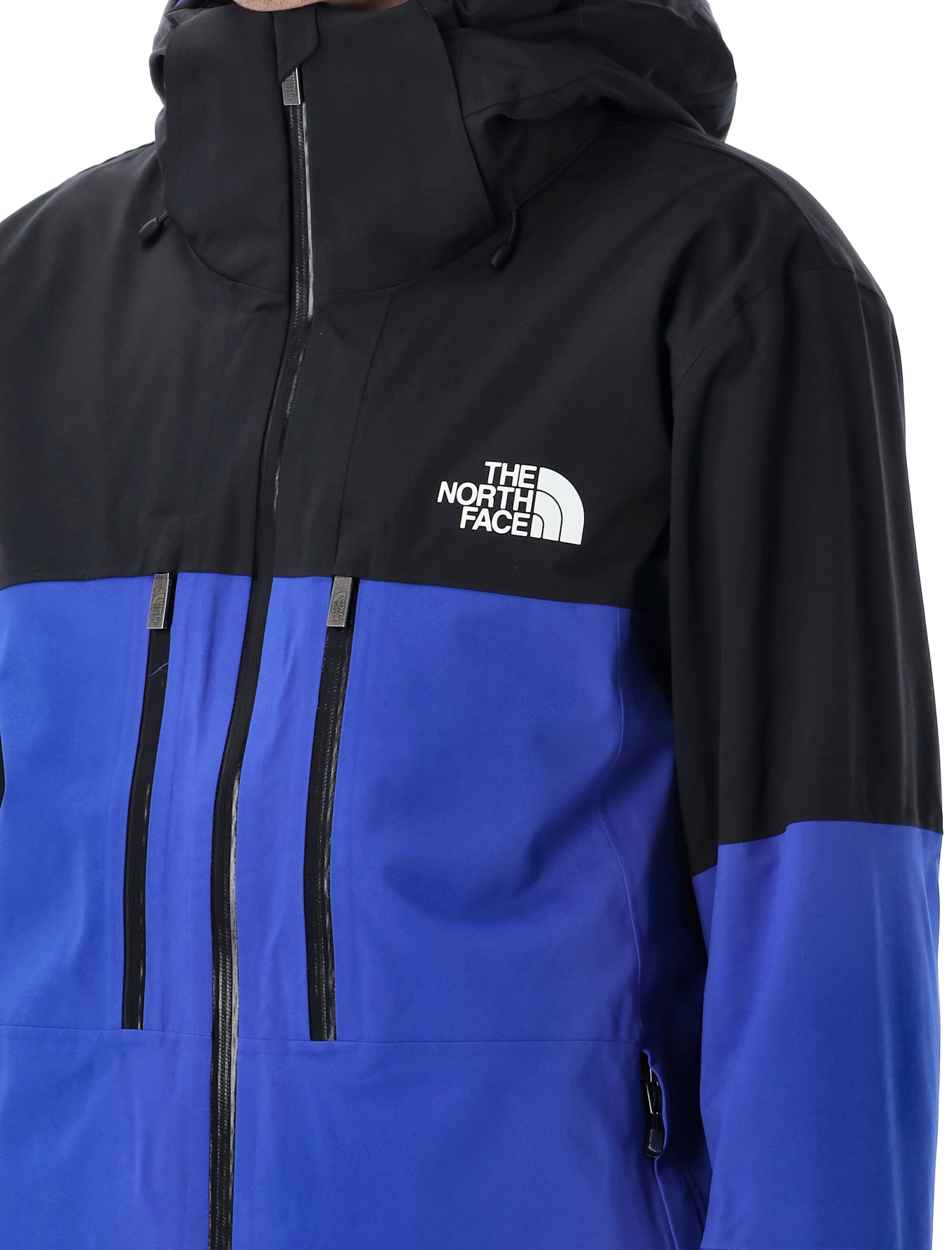The North Face Chakal Jacket In Tnf Blue