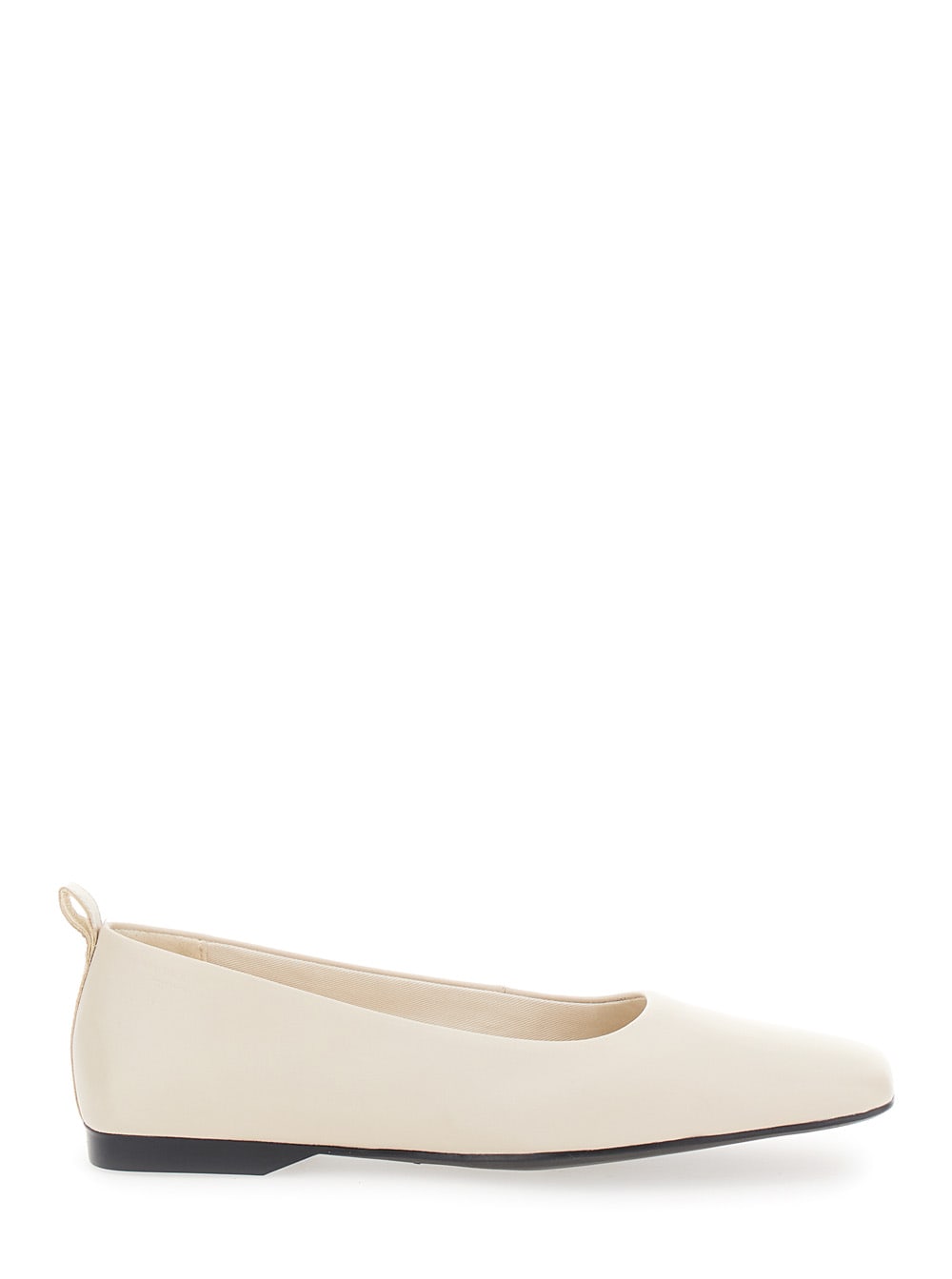 delia Off-white Ballet Flats With Squared Toe In Leather Woman