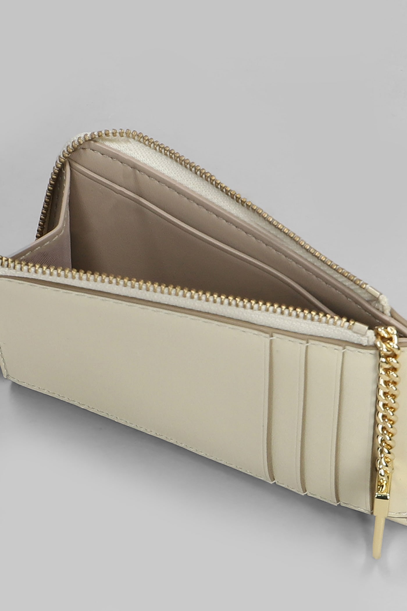 Marc Jacobs The Top Zip Wallet Wallet In Beige Leather In Beige
