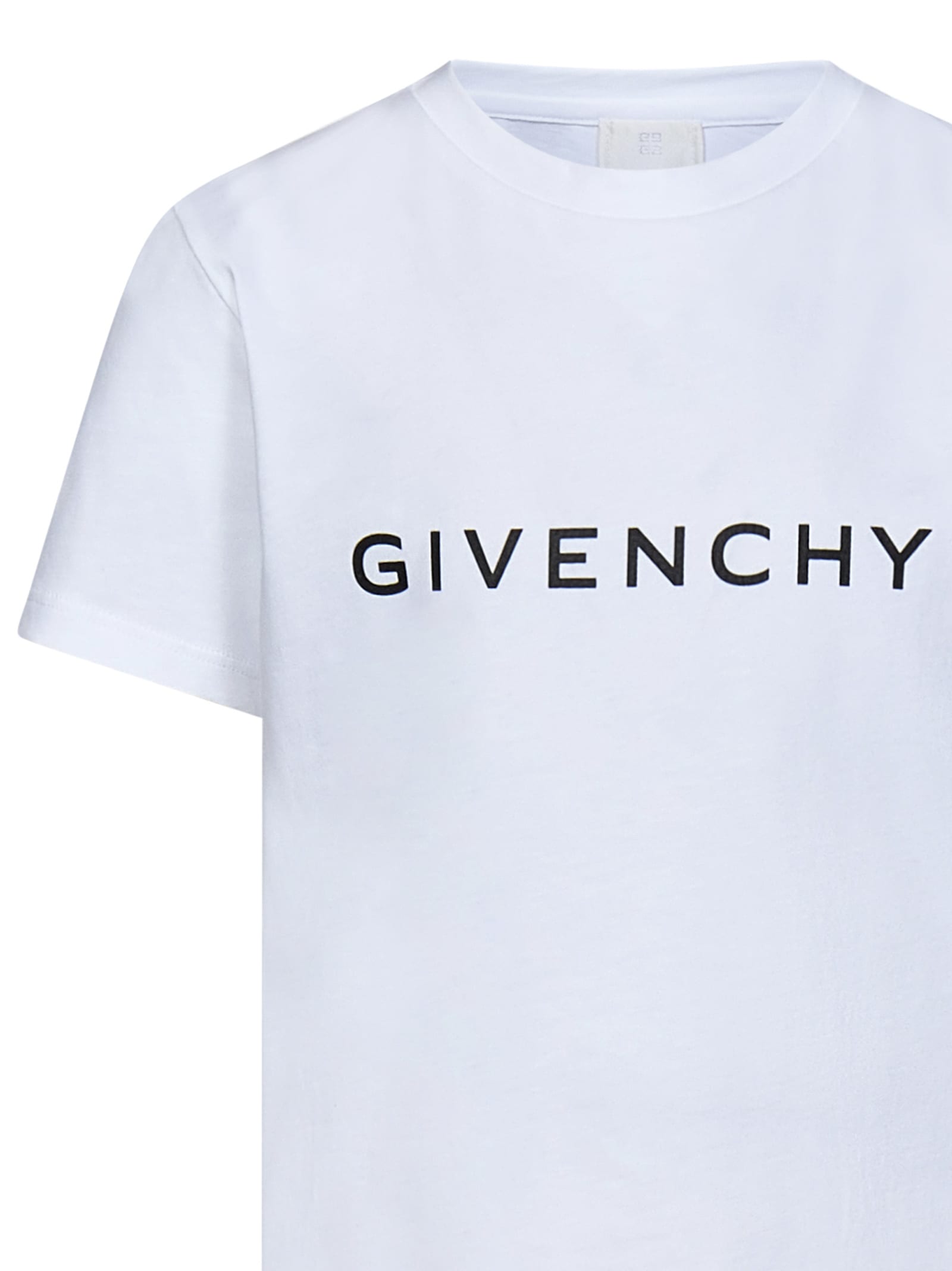 Shop Givenchy T-shirt In White