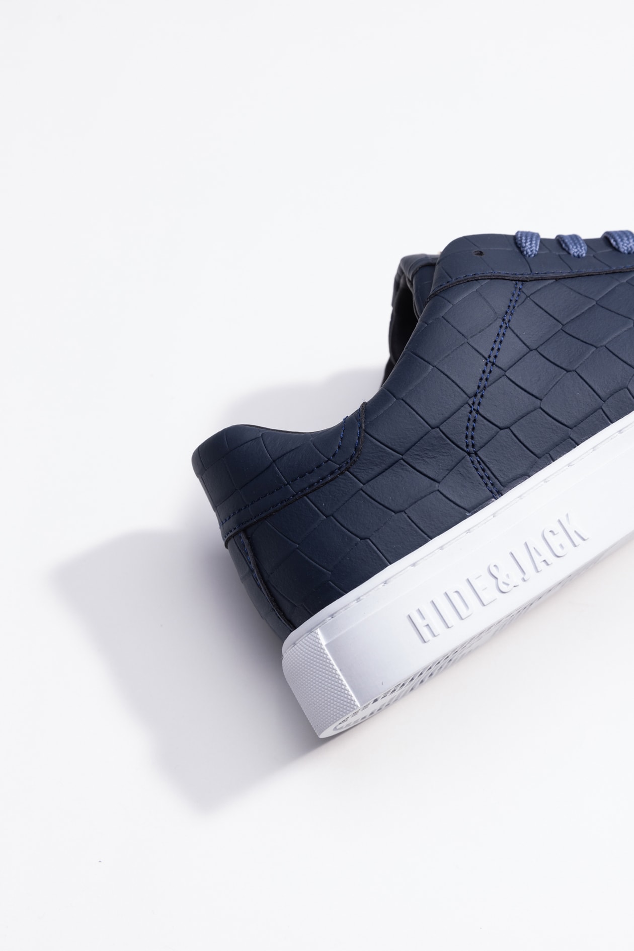 Shop Hide&amp;jack Low Top Sneaker - Essence Blue White