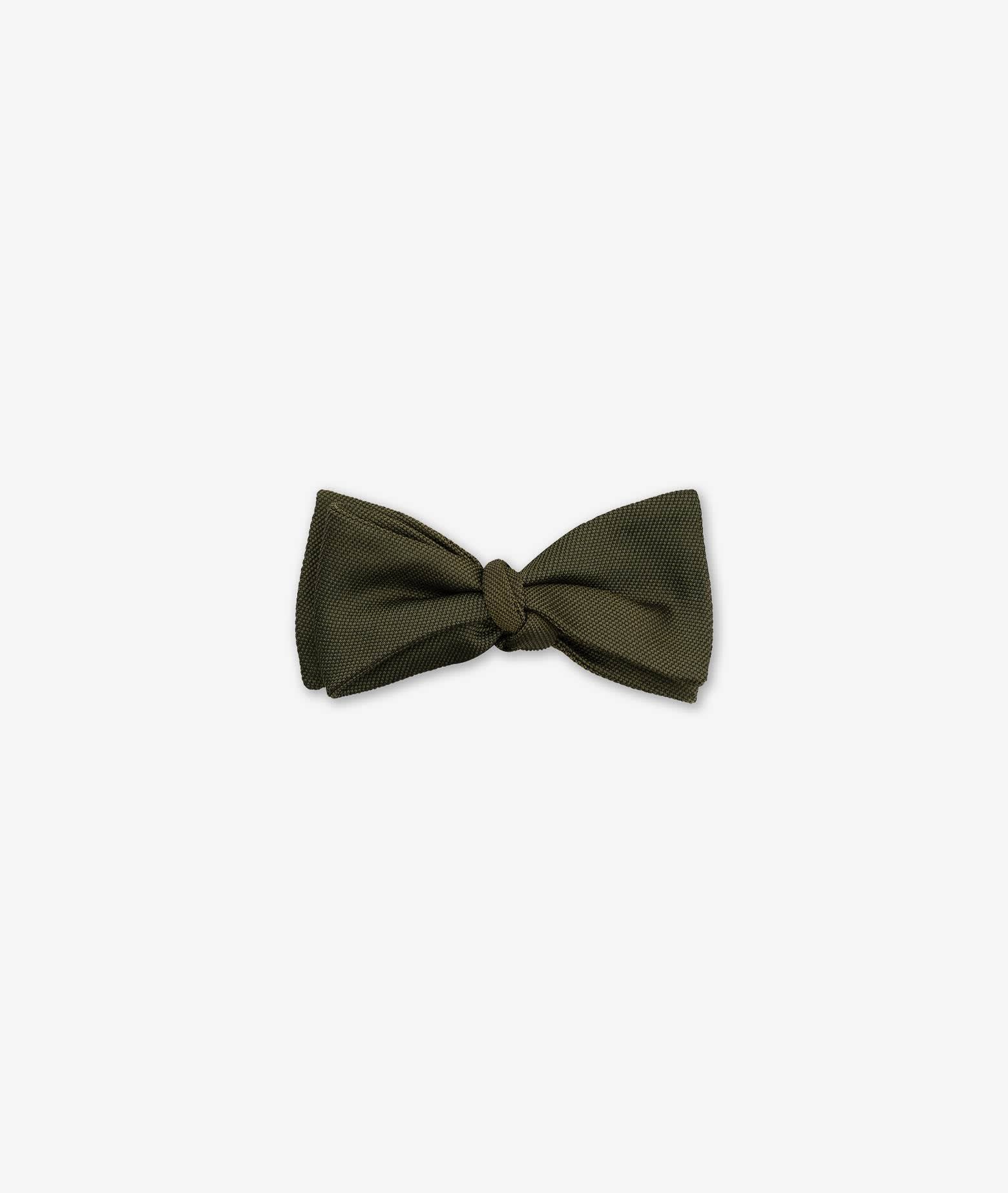 Shop Larusmiani Bow Tie To Tie Tie In Olive