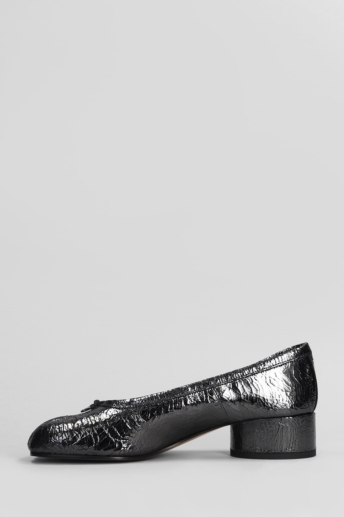 Shop Maison Margiela Tabi Ballet Flats In Black Leather