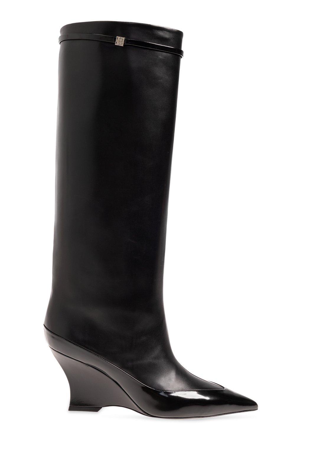 Raven Pointed-toe Boots