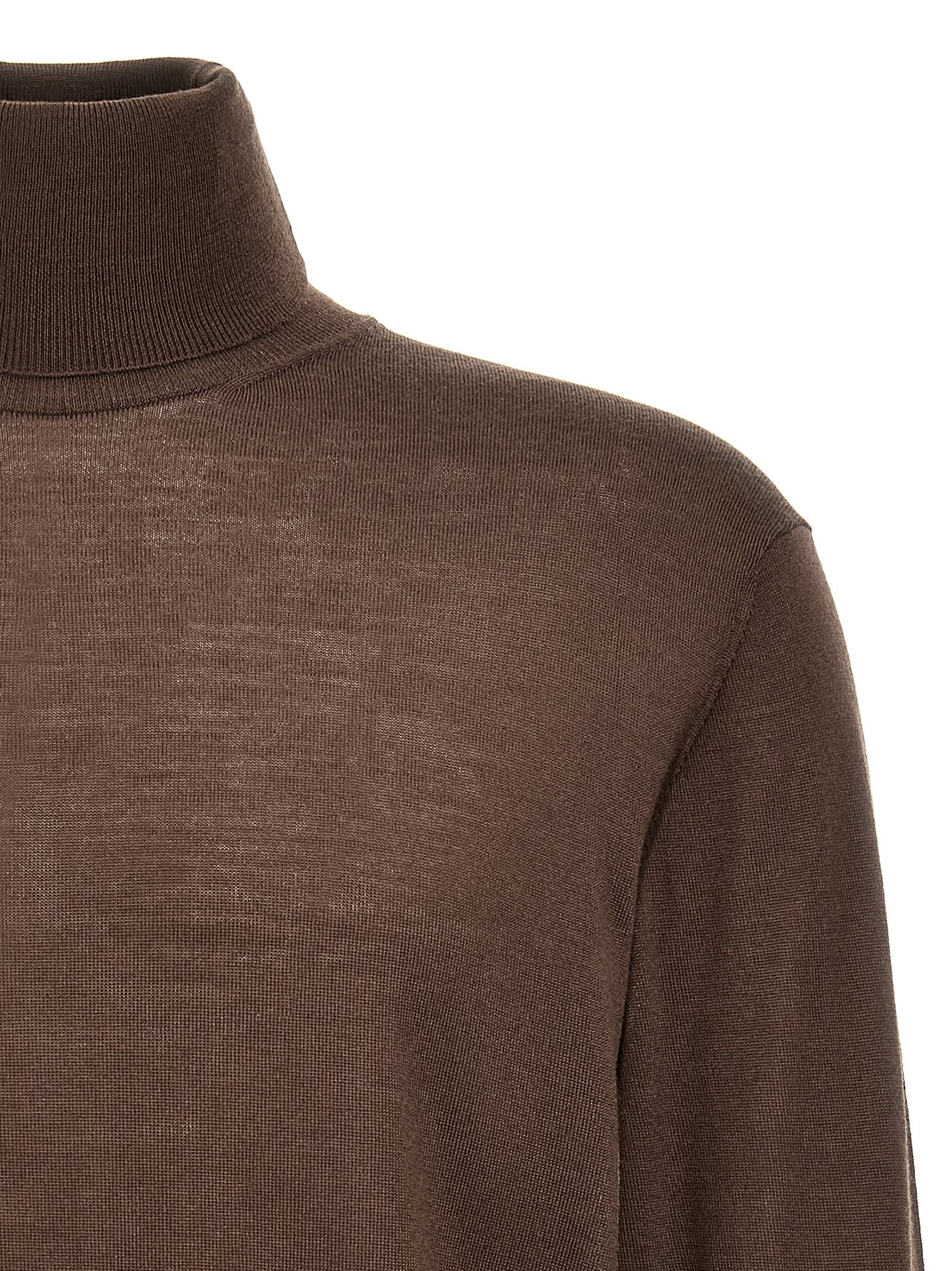 Pt Torino Lightweight Ribbed Turtleneck Sweater With Long Sleeves In Brown