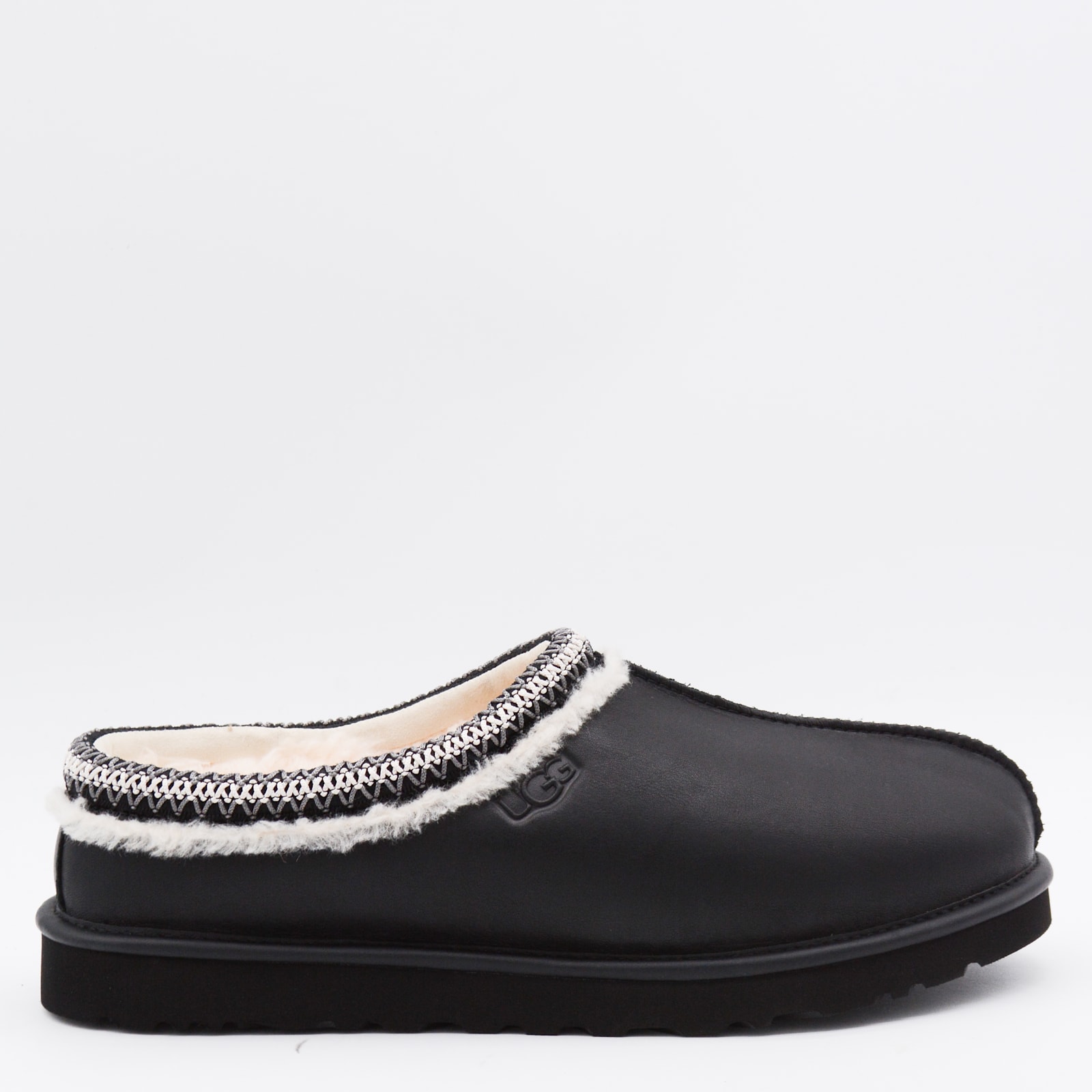 Ugg Round Toe Flat Sole Embroidered Sandals In Black
