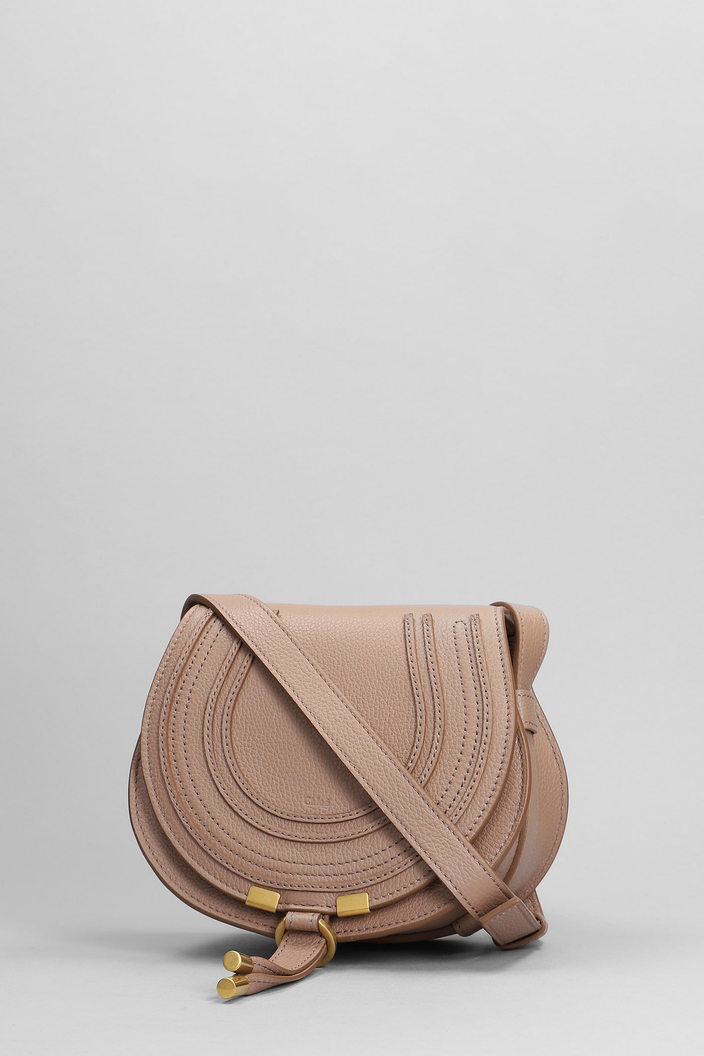 Shop Chloé Mercie Shoulder Bag In Powder Leather