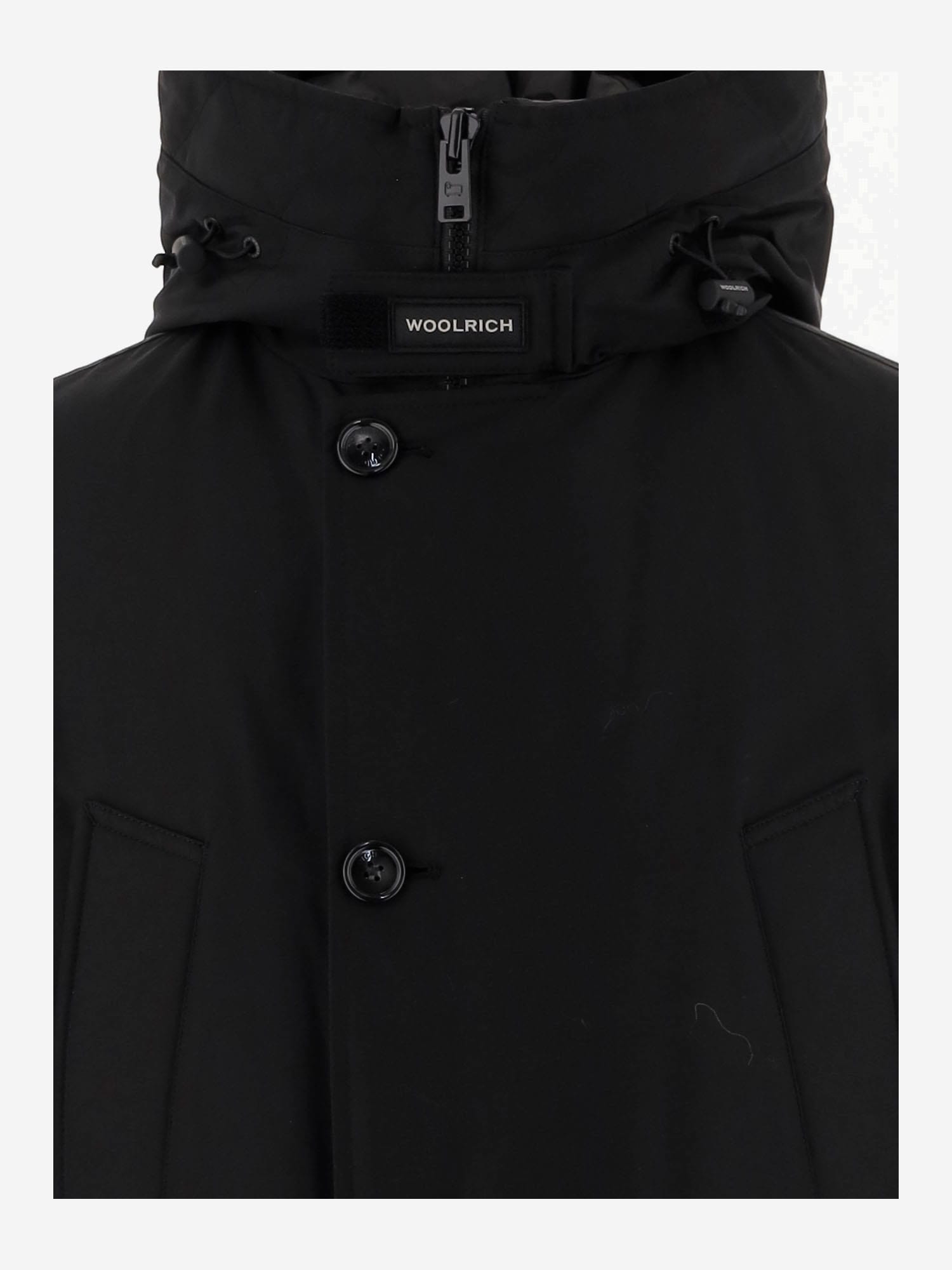 Woolrich Button-fastening Puffer Jacket In Black