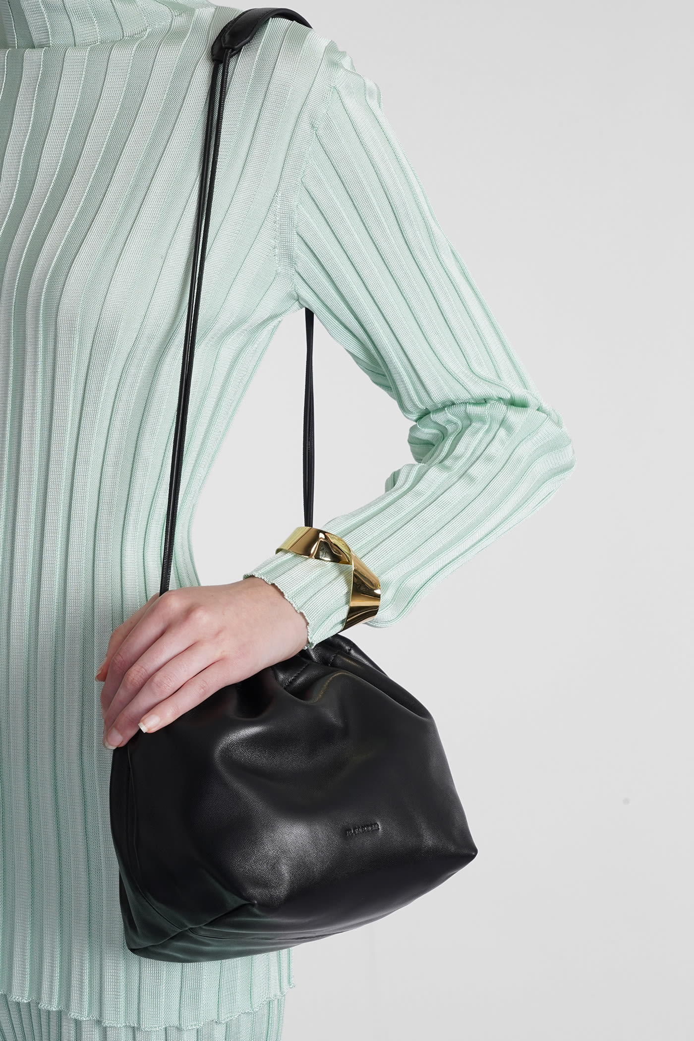 ★送料関税込★JIL SANDER Dumpling バケットバッグ JIL SANDER（ジルサンダー）の「DUMPLING（ショルダーバッグ