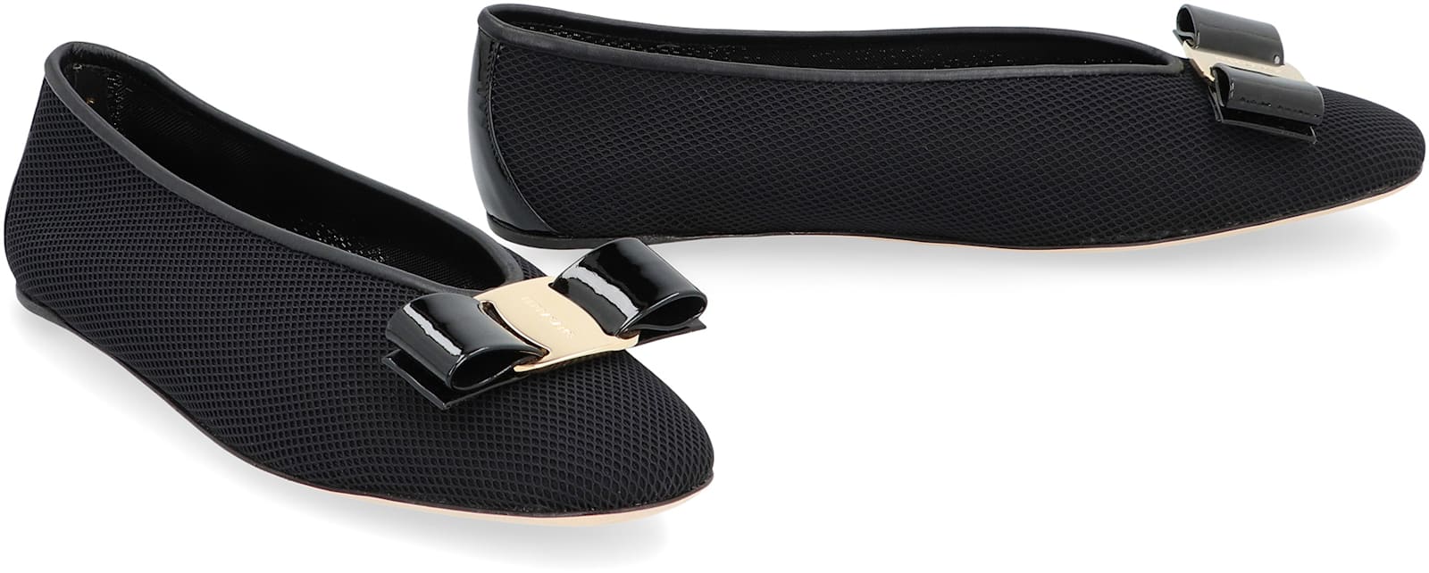 Ferragamo Vanna V Ballerinas In Velvet In Black