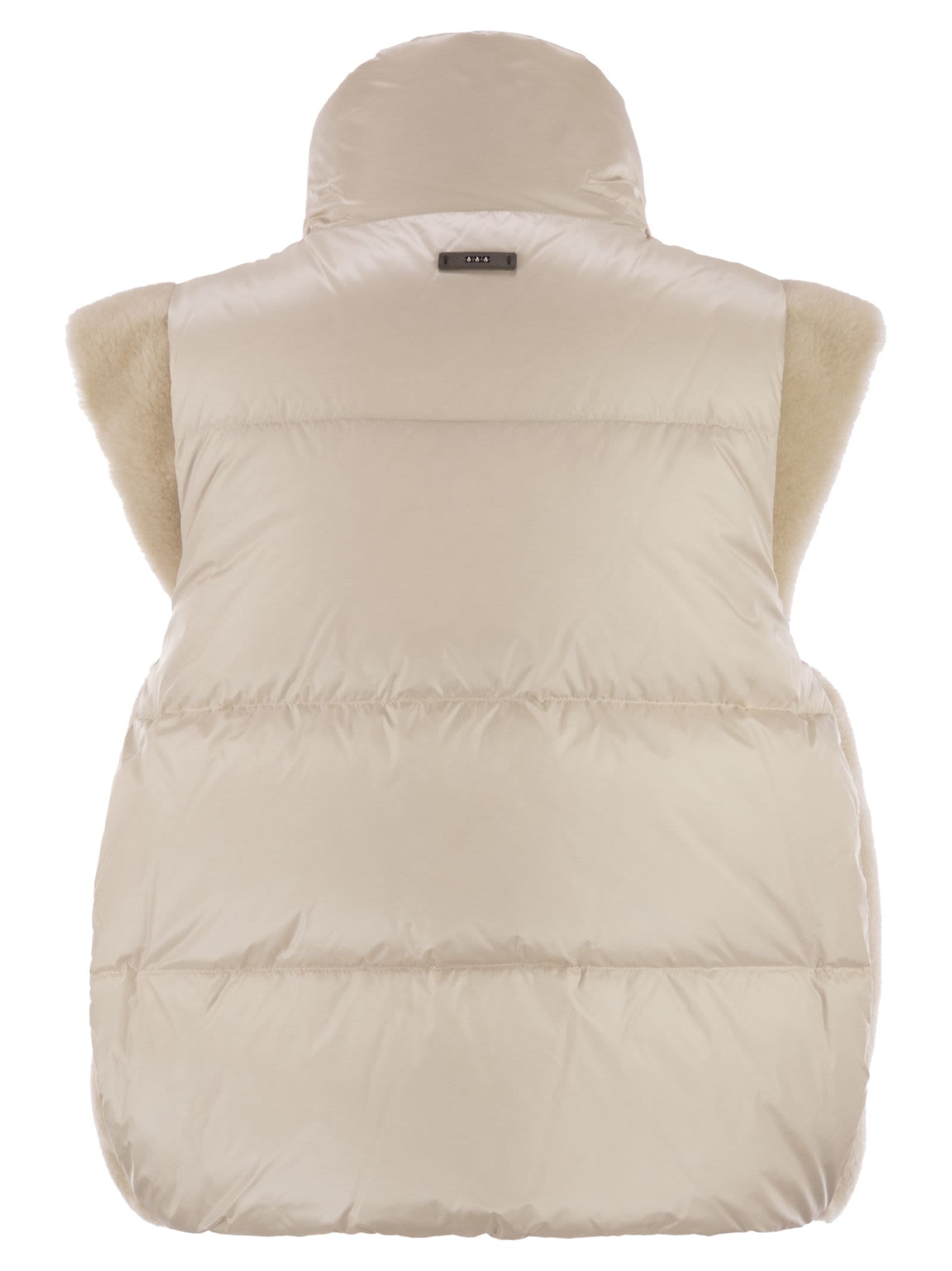 Peserico Down Vest With Winged Collar In Neutral