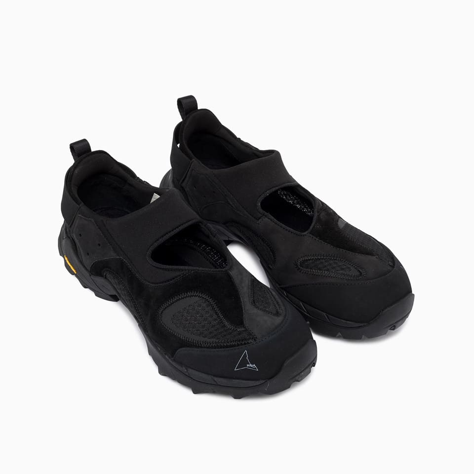Shop Roa Rozes Sneakers In Black
