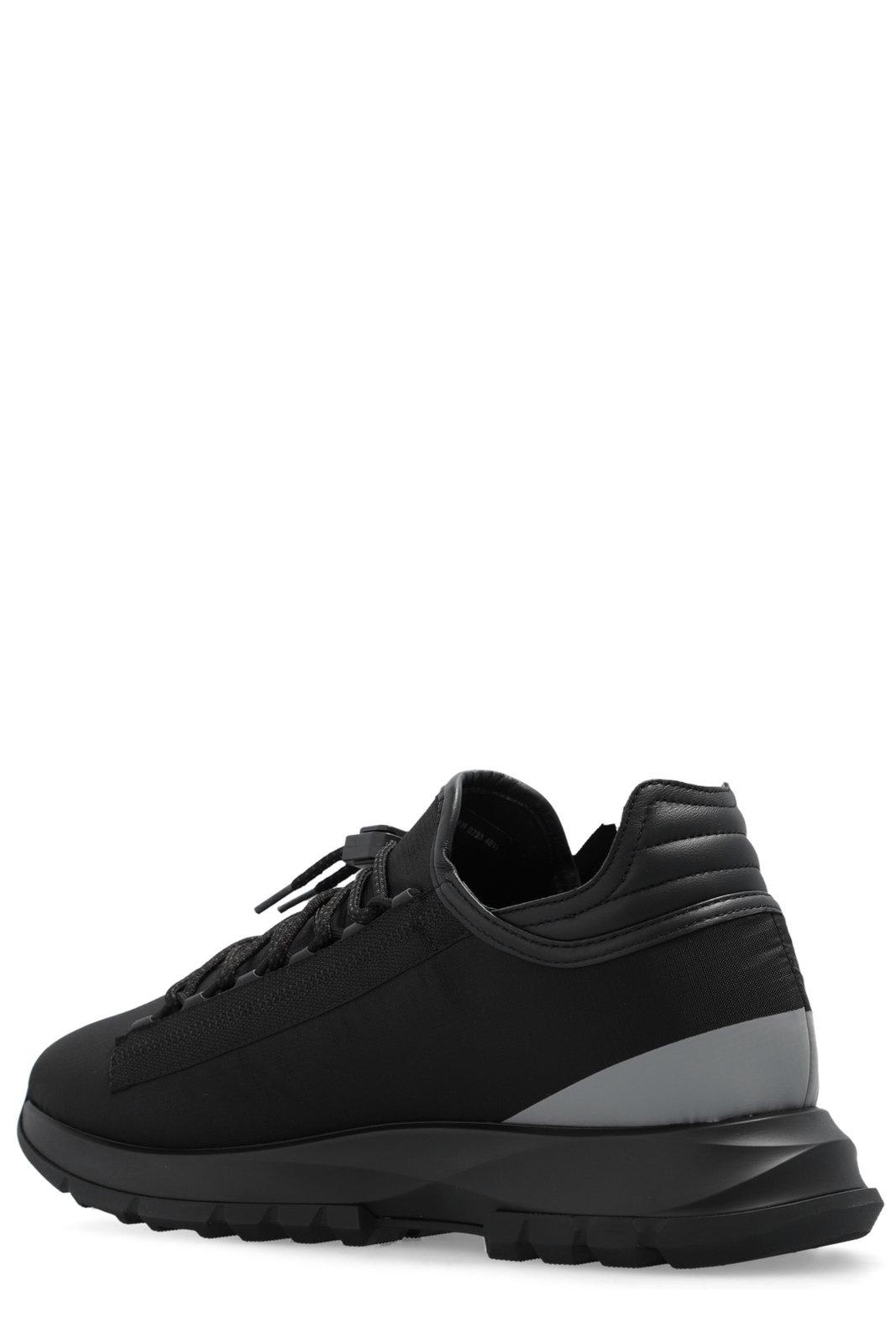 Shop Givenchy Spectre Runner Low-top Sneakers In Black