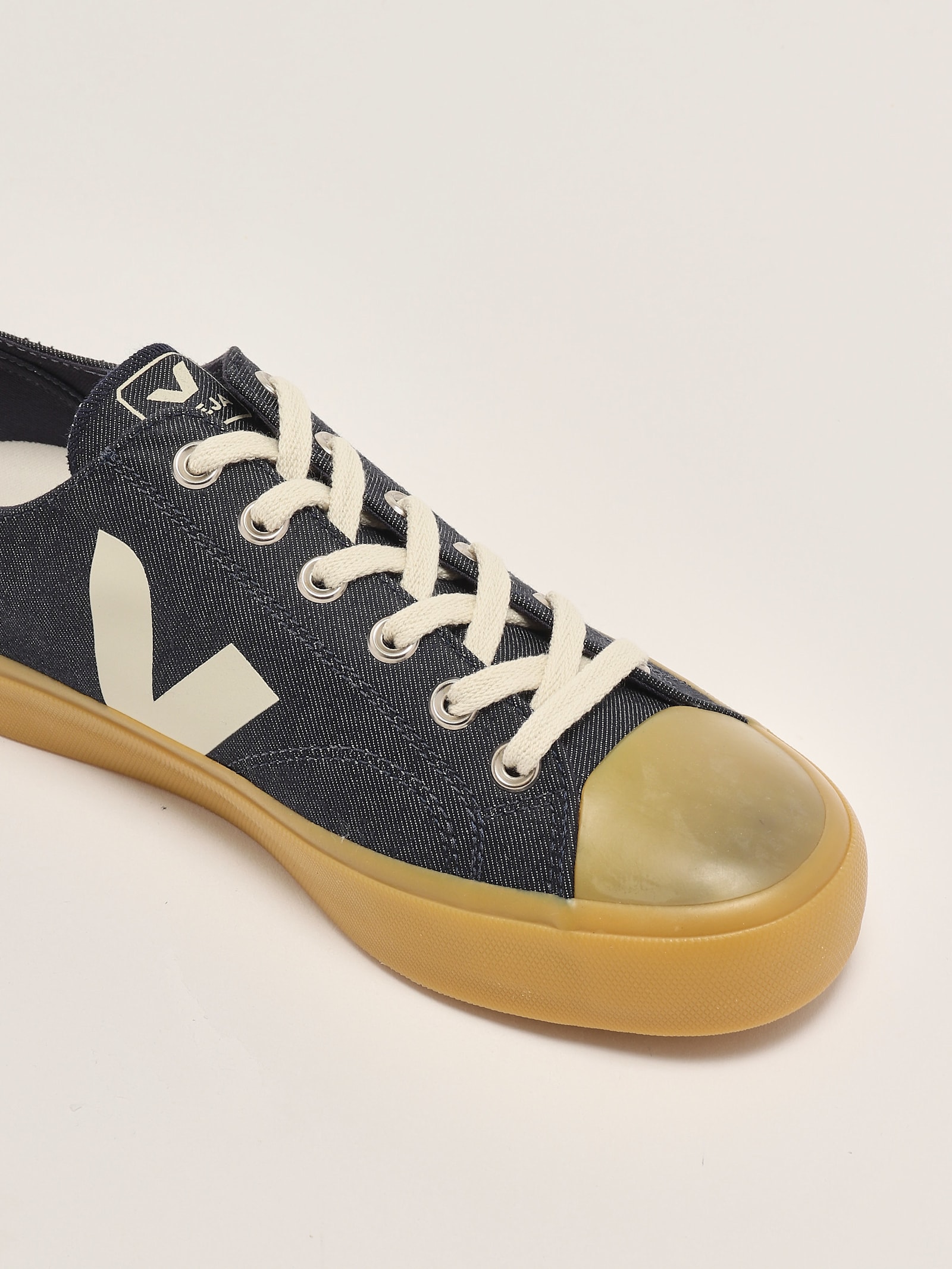Veja Wata Ii Low Sneaker In Blue