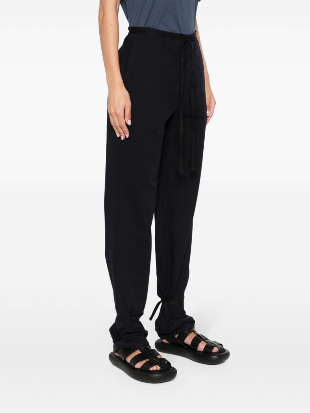 Lemaire Cotton Twill Drawstring Trousers With Dart Detailing In Black