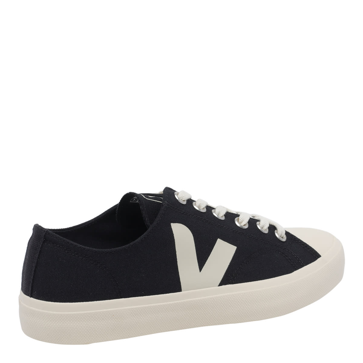Veja Wata Ii Pierre Canvas Sneakers In Black